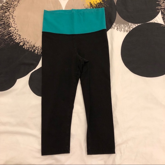 Aerie Cropped High-Waisted Leggings - Picture 3 of 4